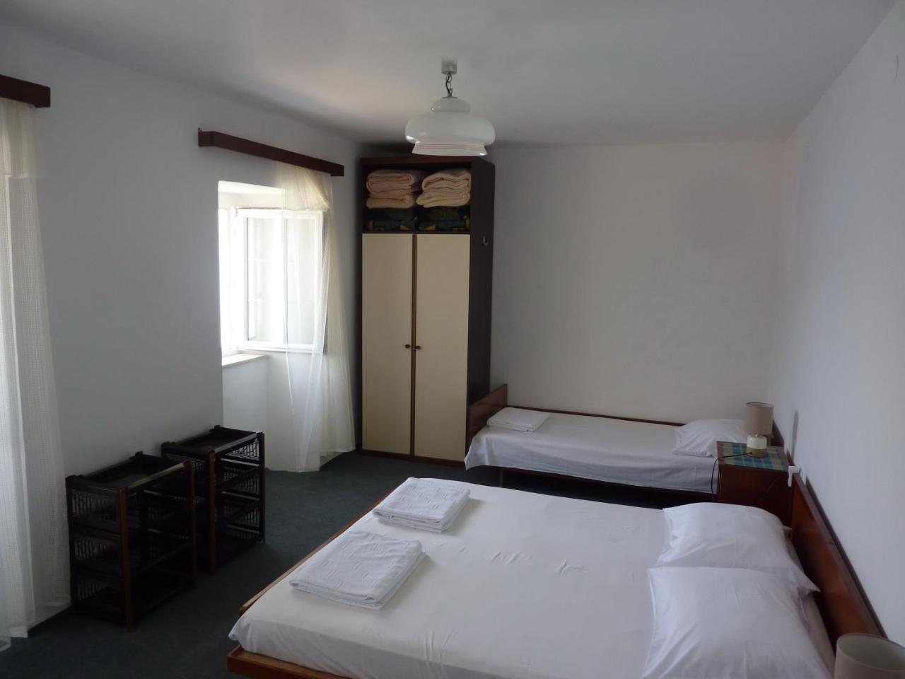 Rose - Apartmani Janovic Luštica Esterno foto