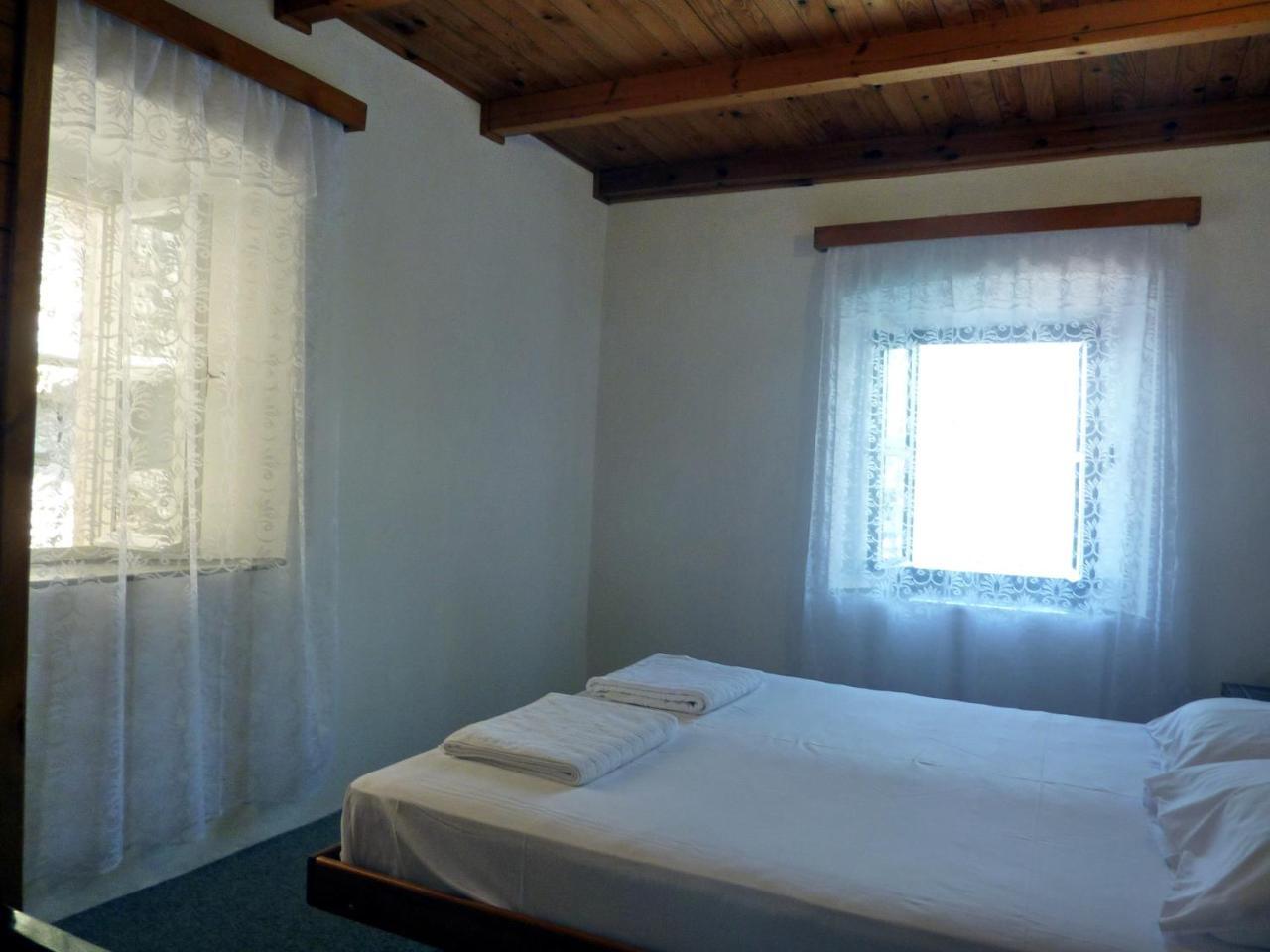 Rose - Apartmani Janovic Luštica Esterno foto